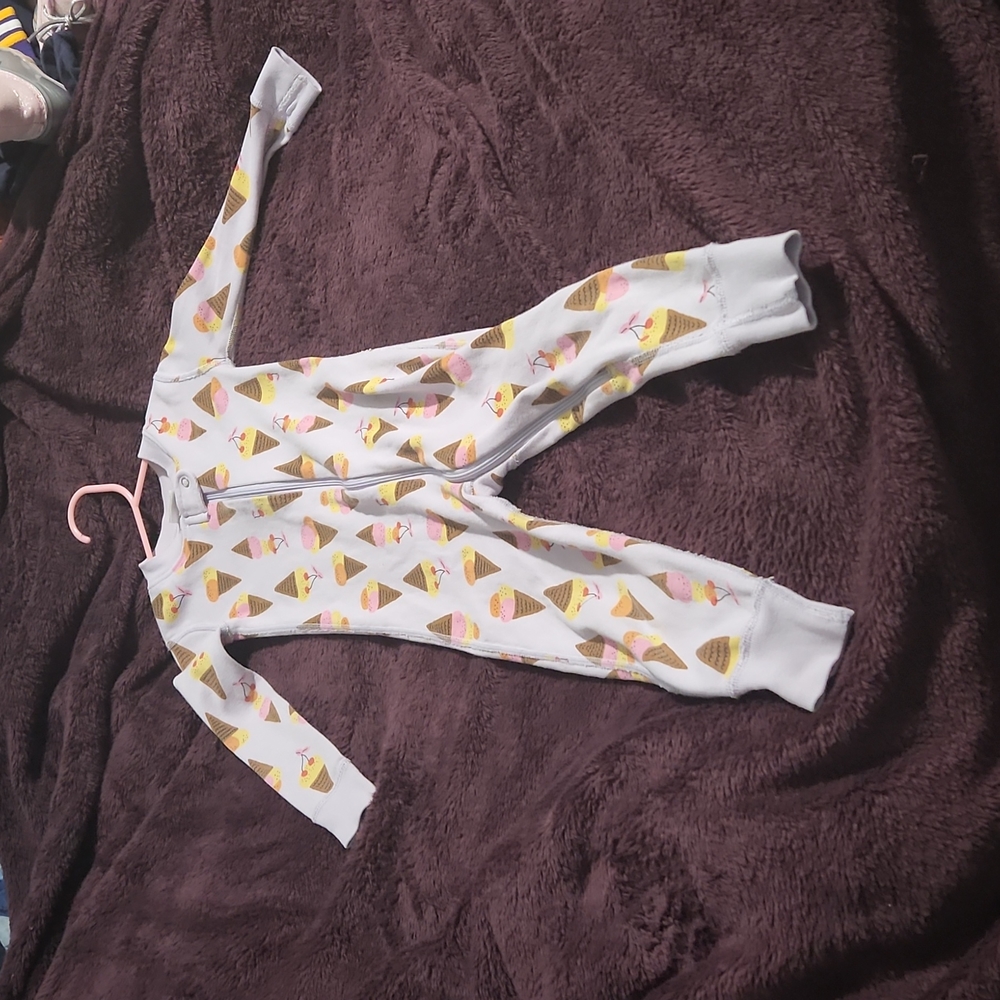 Hanna Anderson ice cream cone  one piece  PJ's  pajamas 3T Romper
